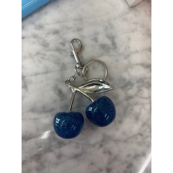 Keychain - Picture 3 of 4